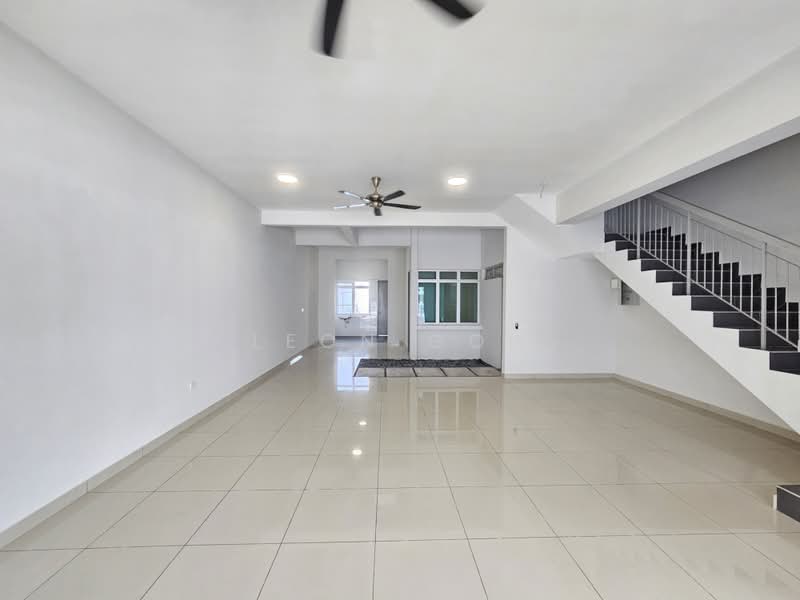 2-storey Terraced House for Sale in Bandar Rimbayu (Telok Panglima Garang) - Leon Goh - Living Room - PropertyGuru.com.my