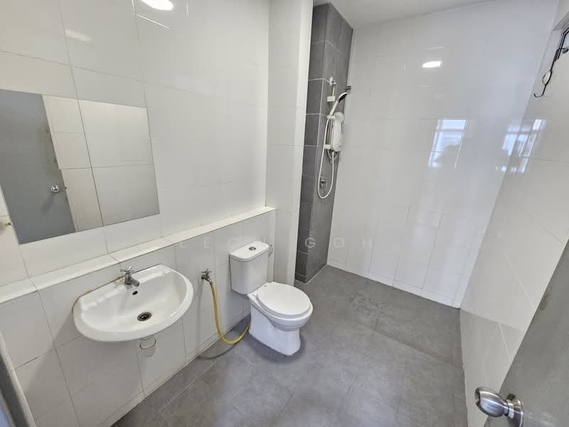 2-storey Terraced House for Sale in Bandar Rimbayu (Telok Panglima Garang) - Leon Goh - Bathroom - PropertyGuru.com.my