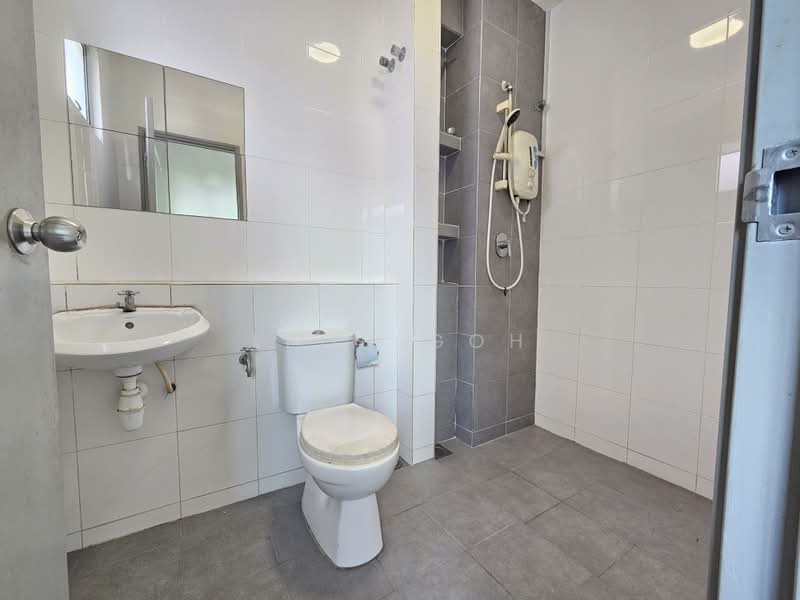2-storey Terraced House for Sale in Bandar Rimbayu (Telok Panglima Garang) - Leon Goh - Bathroom - PropertyGuru.com.my