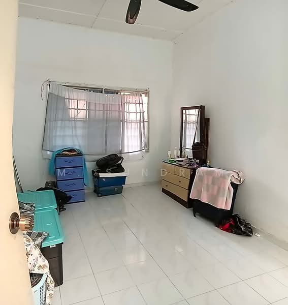 Rumah Teres 1 Tingkat untuk Dijual di Taman Petaling (Klang) - M. Sundram - Bedroom - PropertyGuru.com.my