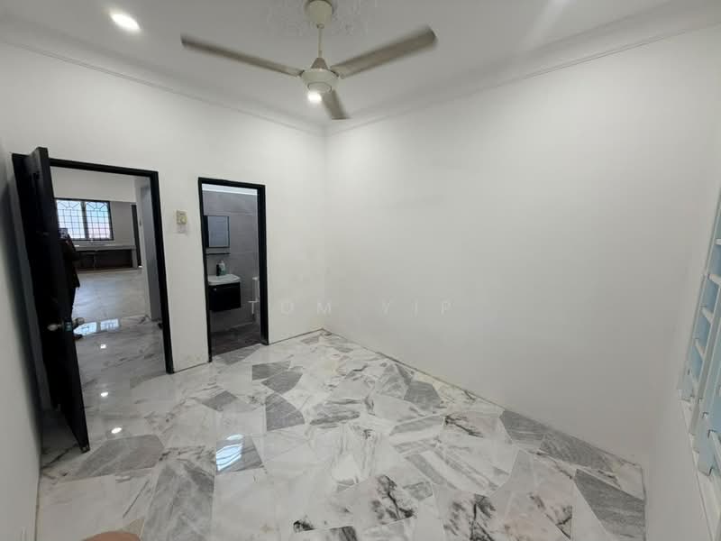 Rumah Teres 1 Tingkat untuk Dijual di Taman Velox (Rawang) - Tom Yip - Interior - PropertyGuru.com.my