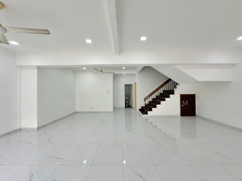 Semi-Detached House for Sale in Taman Koperasi Cuepacs (Cheras) - Aizuddin bin Ahmad - Interior - PropertyGuru.com.my
