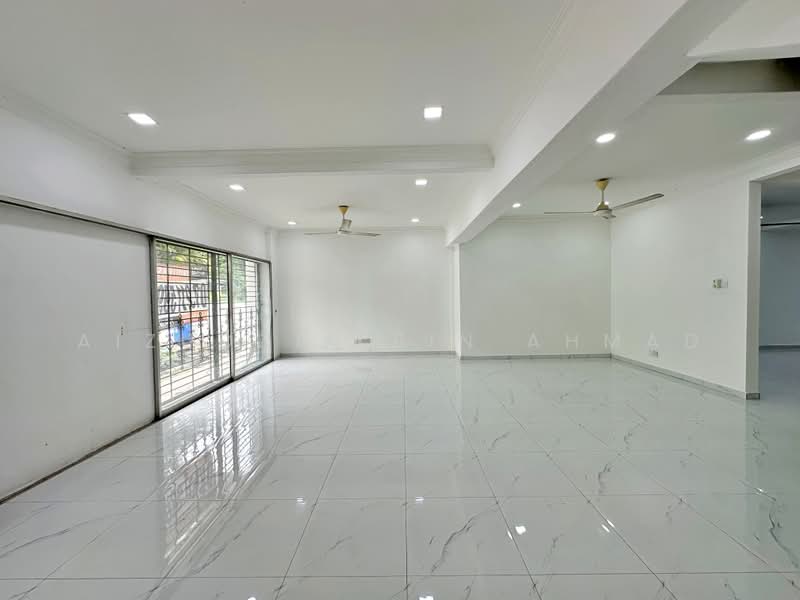 Semi-Detached House for Sale in Taman Koperasi Cuepacs (Cheras) - Aizuddin bin Ahmad - Interior - PropertyGuru.com.my