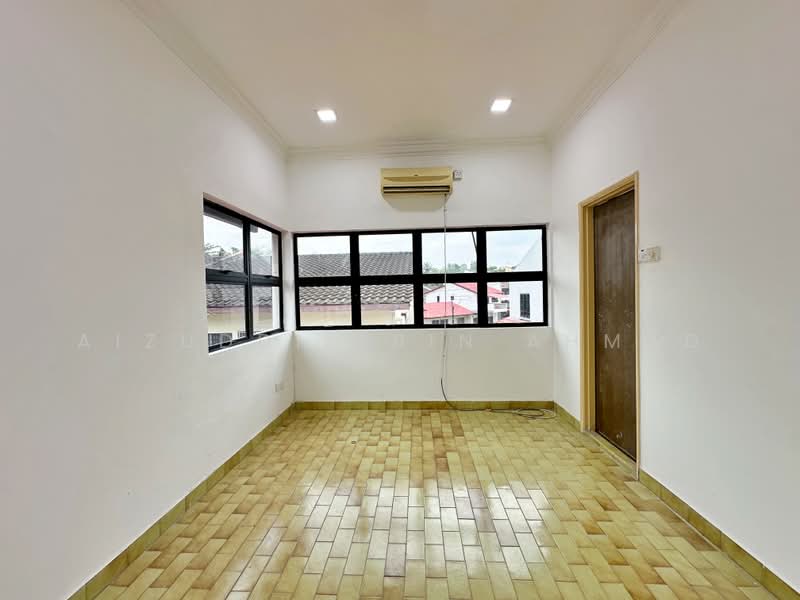 Semi-Detached House for Sale in Taman Koperasi Cuepacs (Cheras) - Aizuddin bin Ahmad - Interior - PropertyGuru.com.my