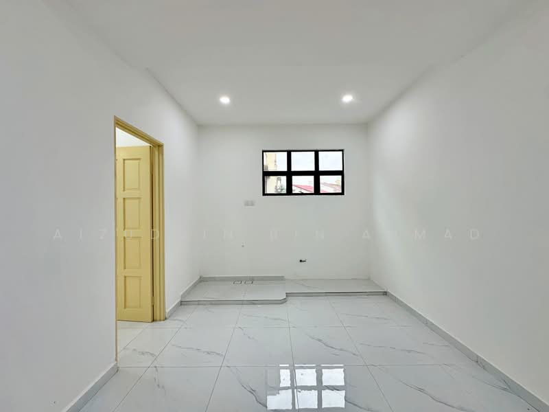 Semi-Detached House for Sale in Taman Koperasi Cuepacs (Cheras) - Aizuddin bin Ahmad - Interior - PropertyGuru.com.my