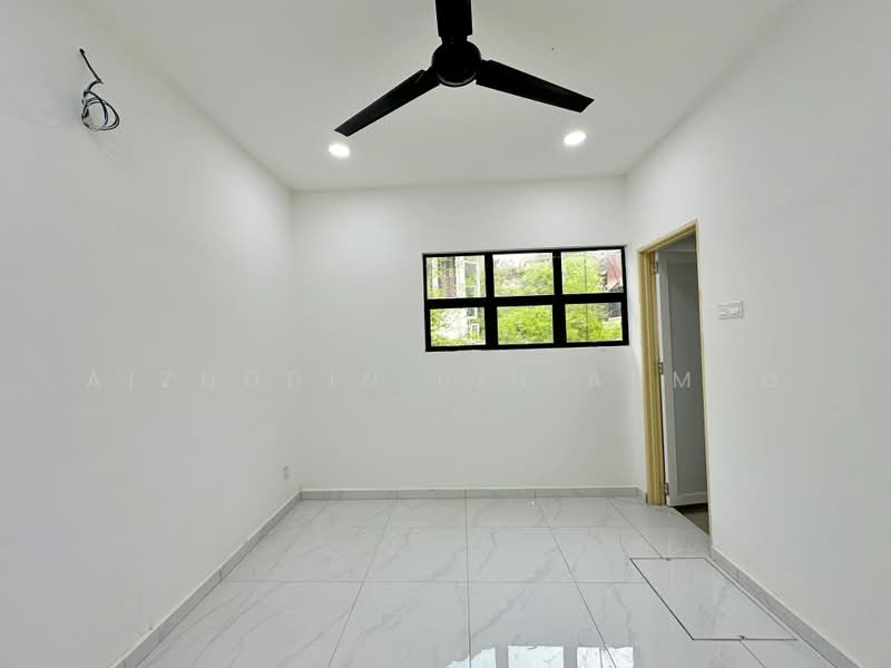 Semi-Detached House for Sale in Taman Koperasi Cuepacs (Cheras) - Aizuddin bin Ahmad - Interior - PropertyGuru.com.my