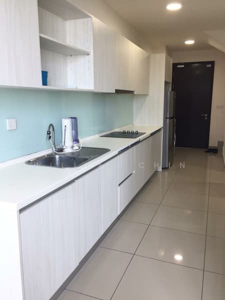 Servis Apartment untuk Disewa di Solstice @ Pan'gaea - William Chin - Kitchen - PropertyGuru.com.my