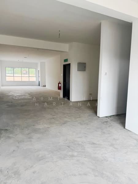 Shop / Office for Rent in Batang Kali (Selangor) - AimiRahim Hartanah - Interior - PropertyGuru.com.my