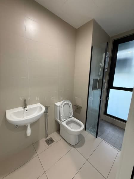 Kondominium untuk Disewa di Trinity Wellnessa - Venice Tiong - Bathroom - PropertyGuru.com.my