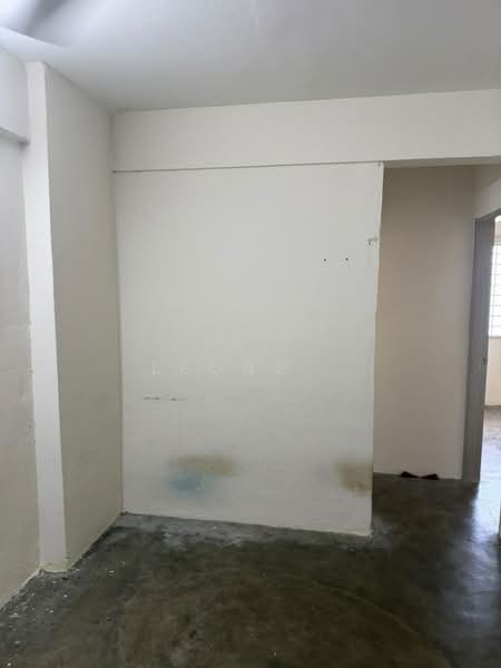 Pangsapuri untuk Disewa di Taman Gambier Flat, Blok 330 - Leong . - Interior - PropertyGuru.com.my