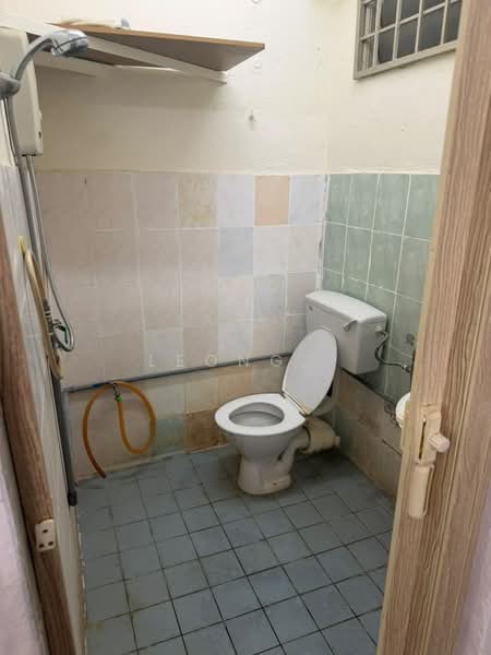 Pangsapuri untuk Disewa di Taman Gambier Flat, Blok 330 - Leong . - PropertyGuru.com.my