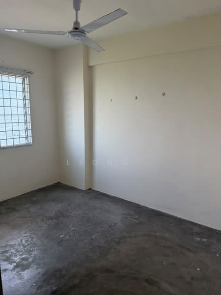 Pangsapuri untuk Disewa di Taman Gambier Flat, Blok 330 - Leong . - Interior - PropertyGuru.com.my