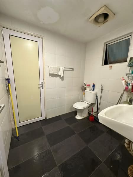 Townhouse for Rent in Bukit Jalil (Kuala Lumpur) - Deon Siow - Bathroom - PropertyGuru.com.my