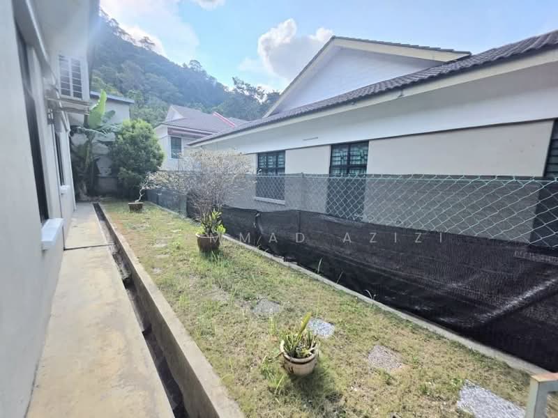 Semi-Detached House for Sale in Taman Berserah Ria (Beserah) - Mohammad Azizi - PropertyGuru.com.my