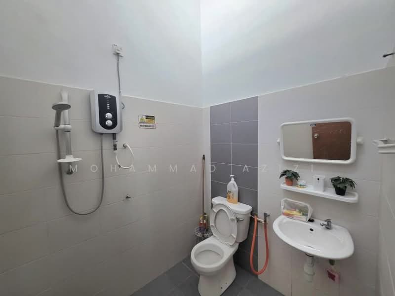Semi-Detached House for Sale in Taman Berserah Ria (Beserah) - Mohammad Azizi - PropertyGuru.com.my