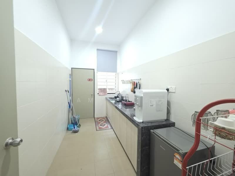 Semi-Detached House for Sale in Taman Berserah Ria (Beserah) - Mohammad Azizi - PropertyGuru.com.my