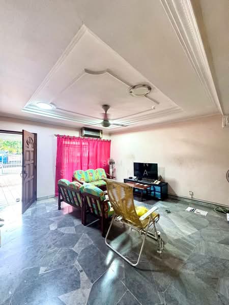 Rumah Teres 2 Tingkat untuk Dijual di Bandar Baru Ampang (Ampang) - Yasmin Sulaiman - Living Room - PropertyGuru.com.my
