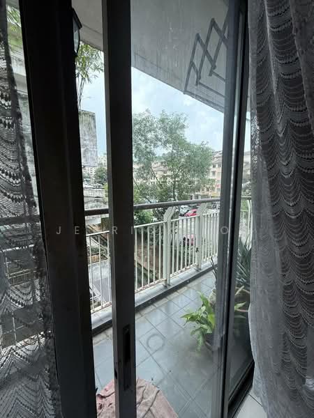 Tanah Kediaman untuk Dijual di Damansara Damai (Selangor) - Jerrick Foo - Balcony - PropertyGuru.com.my