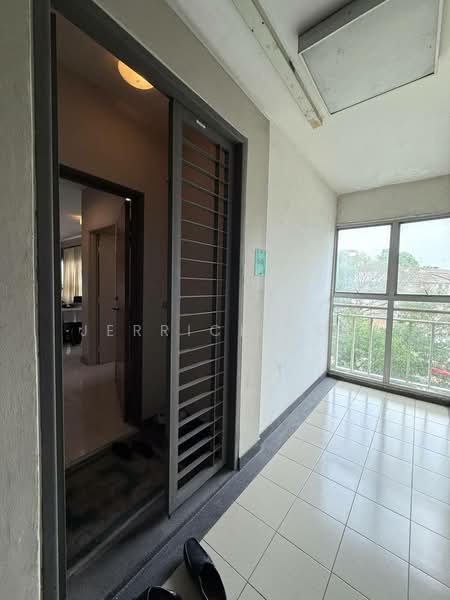 Tanah Kediaman untuk Dijual di Damansara Damai (Selangor) - Jerrick Foo - Entrance - PropertyGuru.com.my