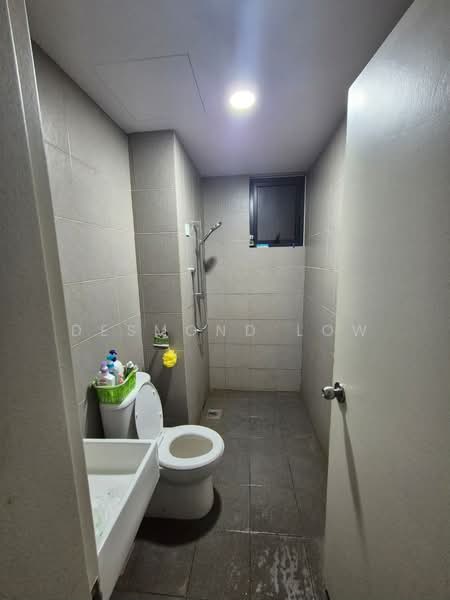 Pangsapuri untuk Disewa di Seruni Residence - Desmond Low - Bathroom - PropertyGuru.com.my