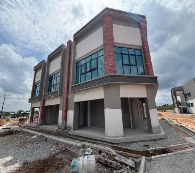 Shop for Rent in Bandar Gamuda Gardens (Rawang) - Vincent Lee - Exterior - PropertyGuru.com.my