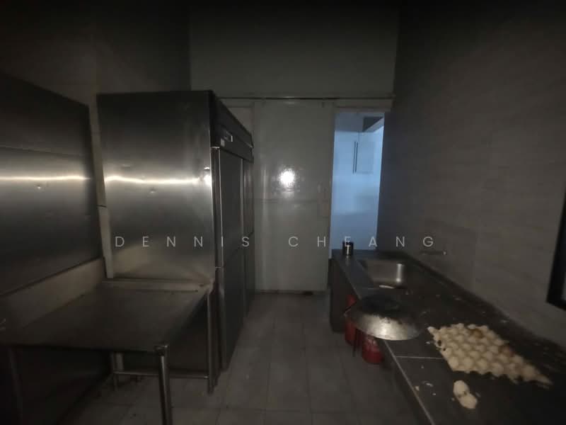 Commercial Semi-D for Rent in Pasir Gudang (Johor) - Dennis Cheang - Kitchen - PropertyGuru.com.my