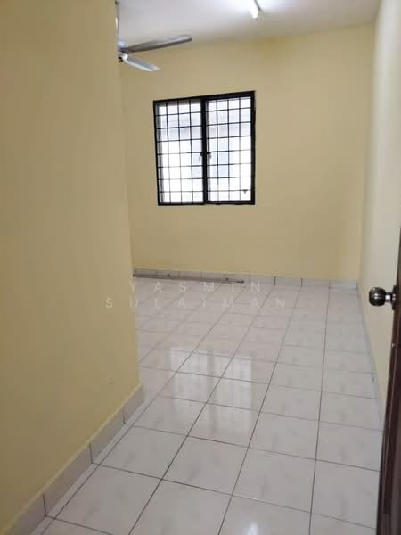2.5-storey Terraced House for Sale in Taman Selayang Mulia (Selayang) - Yasmin Sulaiman - Interior - PropertyGuru.com.my