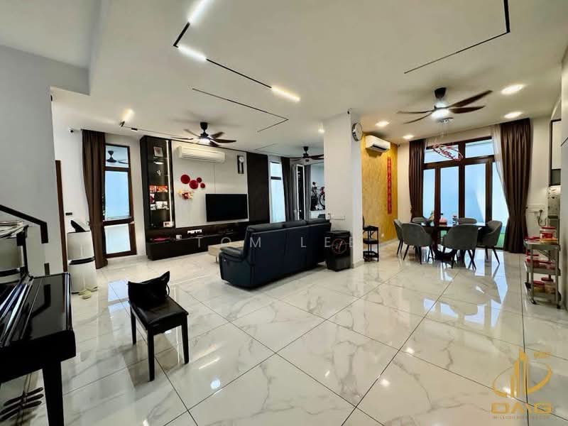Rumah Berkembar untuk Dijual di Setia Alam (Selangor) - Tom Lee - PropertyGuru.com.my