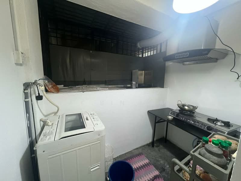 Pangsapuri untuk Dijual di Vista Seri Putra - Ishak Bin Ismail - Kitchen - PropertyGuru.com.my