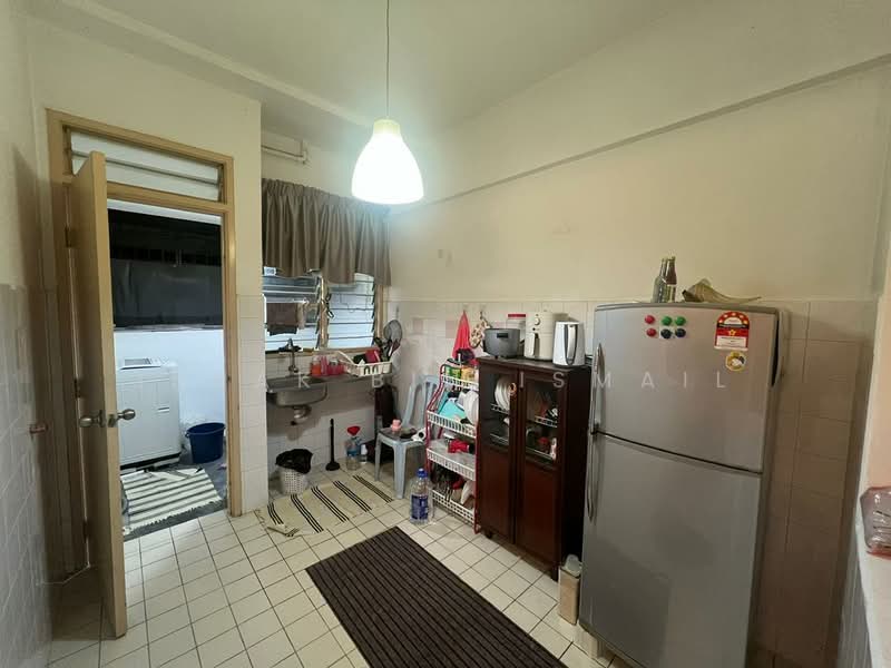 Pangsapuri untuk Dijual di Vista Seri Putra - Ishak Bin Ismail - Kitchen - PropertyGuru.com.my