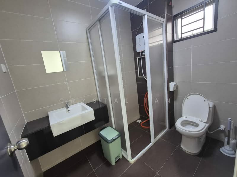2-storey Terraced House for Rent in Taman Mutiara Rini (Skudai) - Crystal Tan - Bathroom - PropertyGuru.com.my