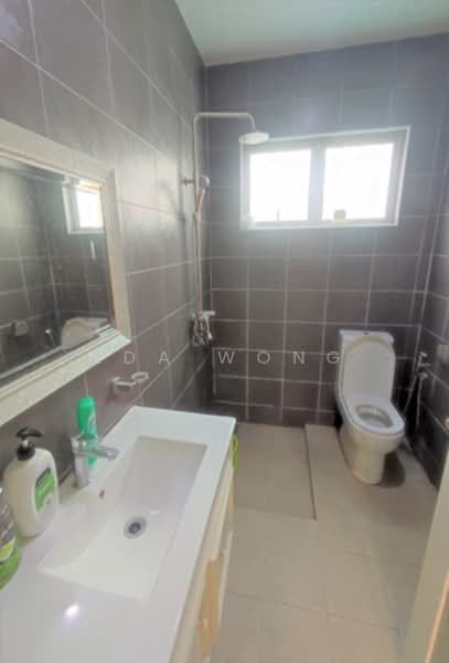 Bungalow Land for Rent in Seksyen 13 (Shah Alam) - Eda Wong - Bathroom - PropertyGuru.com.my