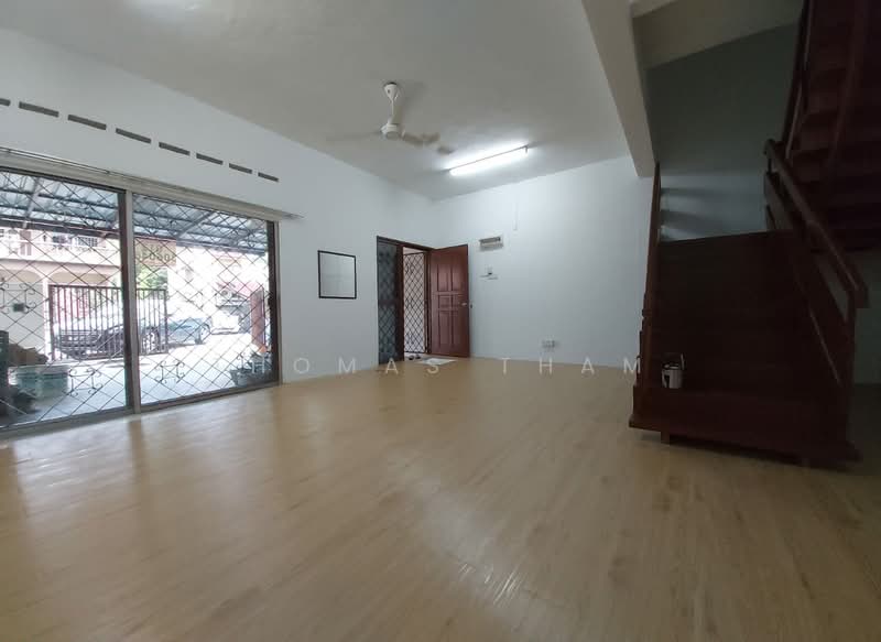 2-storey Terraced House for Sale in Taman Muda (Ampang) - Thomas Tham - Living Room - PropertyGuru.com.my