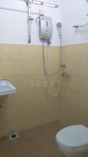 2-storey Terraced House for Sale in Taman Muda (Ampang) - Thomas Tham - Bathroom - PropertyGuru.com.my