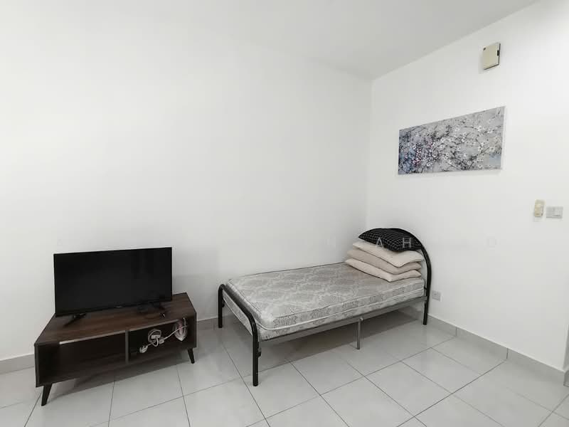 Servis Apartment untuk Disewa di Tiara Imperio Residence - Aizuddin bin Ahmad - Bedroom - PropertyGuru.com.my