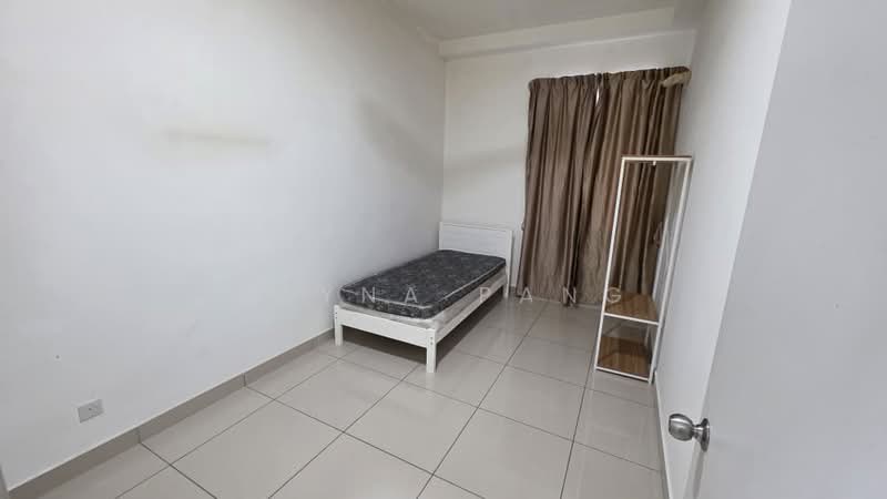 Service Residence for Sale at Meridin Bayvue Serviced Apartment - Rayna Pang - Bedroom - PropertyGuru.com.my