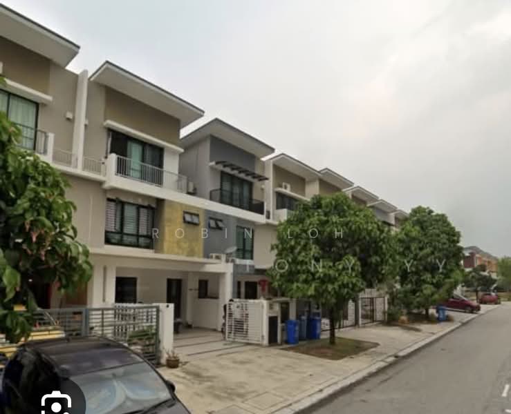 Rumah Teres 3 Tingkat untuk Dijual di Seksyen U13 (Setia Alam) - Robin Loh - PropertyGuru.com.my