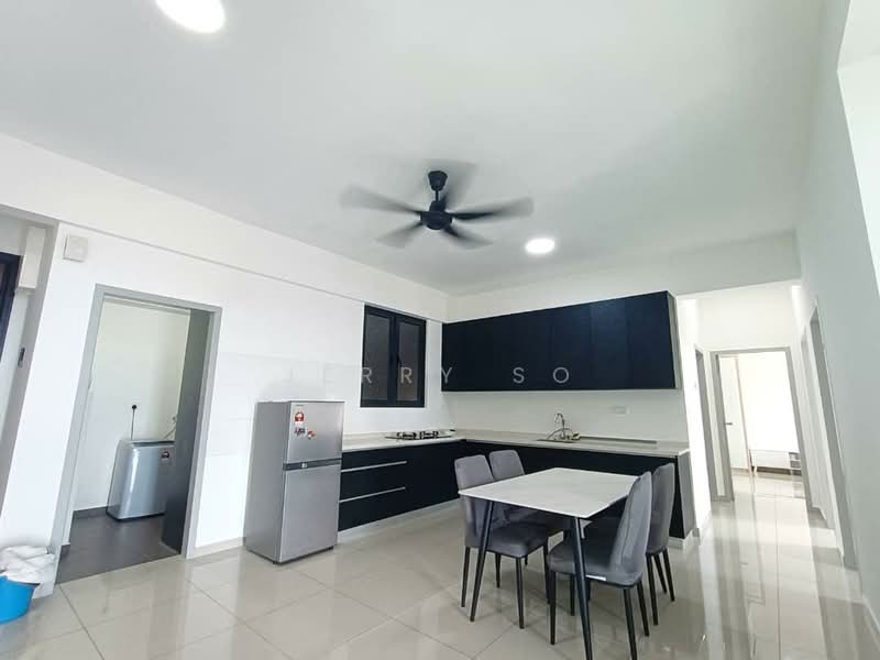 Kondominium untuk Disewa di Golden Triangle 2 - Jerry So - Kitchen - PropertyGuru.com.my