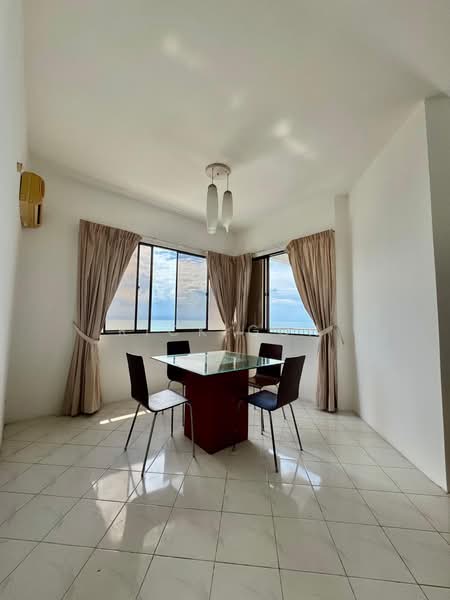 Kondominium untuk Dijual di Miami Green - Rick Goh - Dining Room - PropertyGuru.com.my