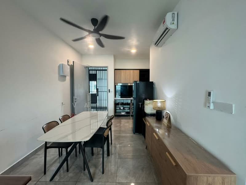 Servis Apartment untuk Disewa di Ruby Seapark - Vayne Toh - Dining Room - PropertyGuru.com.my