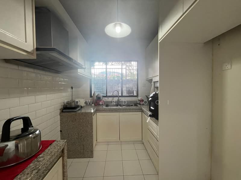 Rumah Teres 2-Tingkat untuk Dijual di Batu 9 (Cheras) - Edward Ooi - Kitchen - PropertyGuru.com.my