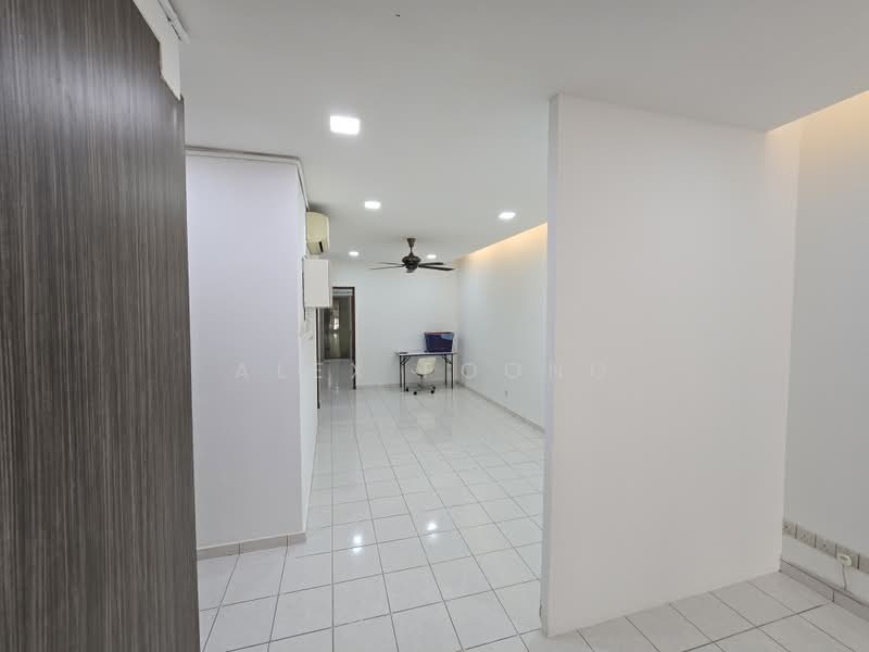 Rumah Bandar untuk Disewa di Batu Caves (Selangor) - Alex Foong - Living Room - PropertyGuru.com.my