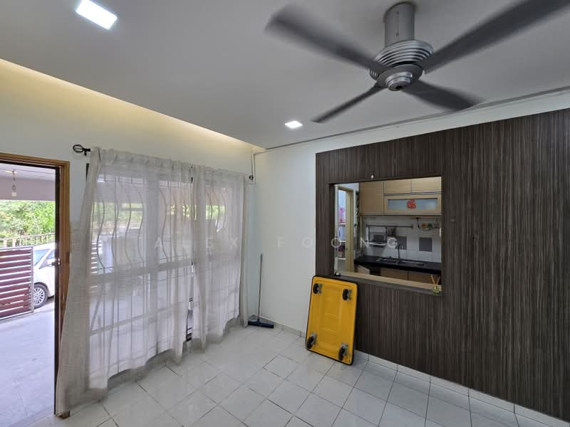 Rumah Bandar untuk Disewa di Batu Caves (Selangor) - Alex Foong - Living Room - PropertyGuru.com.my