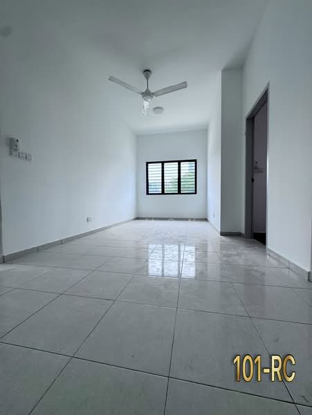 2-storey Terraced House for Sale in Setia Utama (Setia Alam) - Raymond Cheng - Interior - PropertyGuru.com.my
