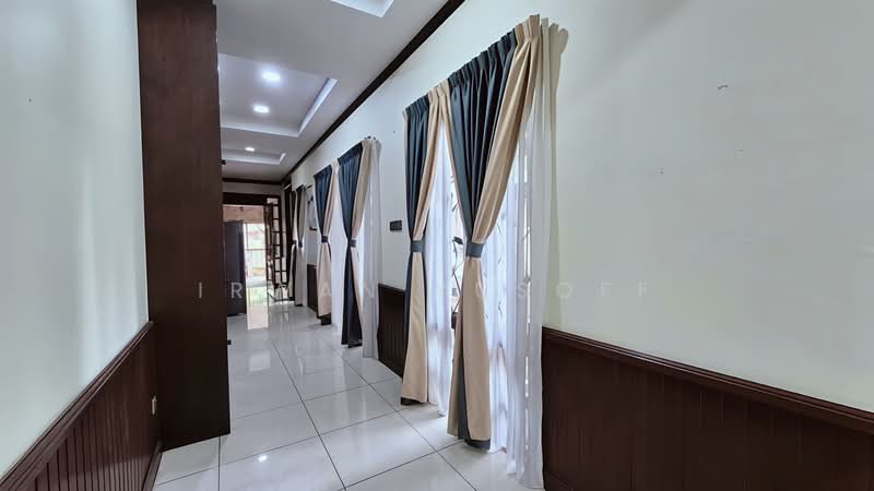 Semi-Detached House for Sale in Bukit Jelutong (Shah Alam) - Irwan Yusoff - PropertyGuru.com.my