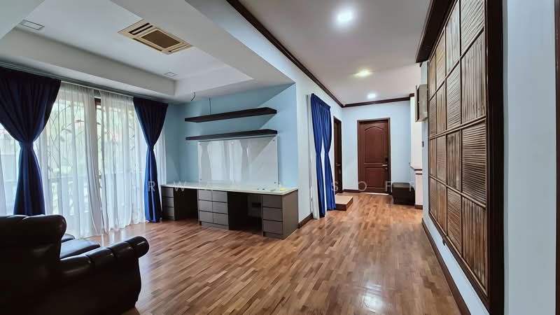 Semi-Detached House for Sale in Bukit Jelutong (Shah Alam) - Irwan Yusoff - PropertyGuru.com.my