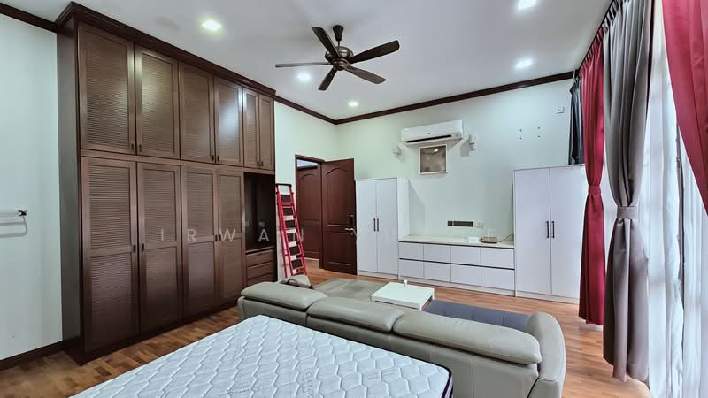Semi-Detached House for Sale in Bukit Jelutong (Shah Alam) - Irwan Yusoff - PropertyGuru.com.my