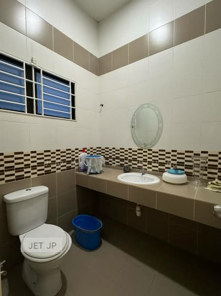 Semi-Detached House for Sale in Bandar Parklands (Klang) - Joanne Pua - Bathroom - PropertyGuru.com.my