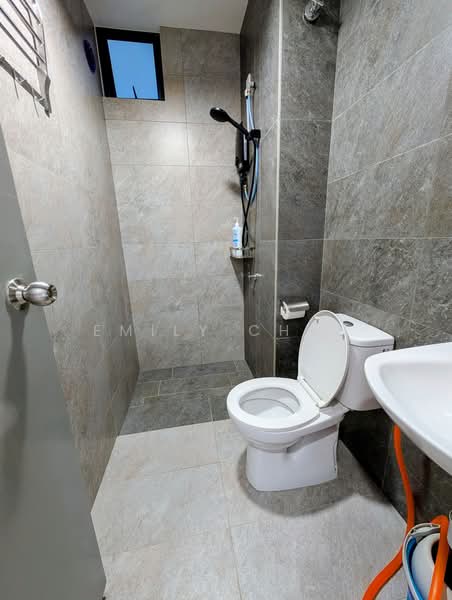 Service Residence for Rent at Traders Park - Emily Chan - Bathroom - PropertyGuru.com.my