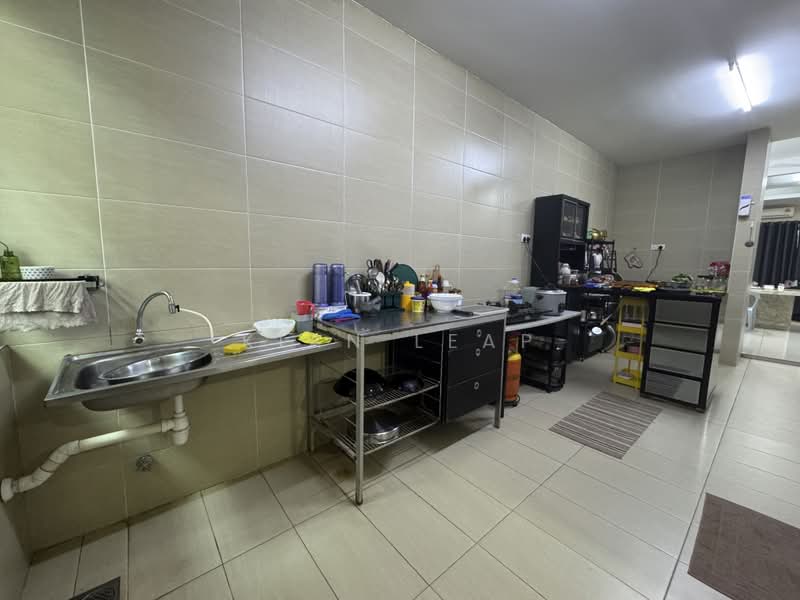 Rumah Teres 2-Tingkat untuk Disewa di Bandar Damai Perdana (Cheras) - Kian Leap - Kitchen - PropertyGuru.com.my
